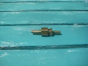 Messing Adapter Reduzierstück Schlauchverbinder Mender Spleißer 1/4" Widerhaken x 3/16" Widerhaken - Bild 1 von 3