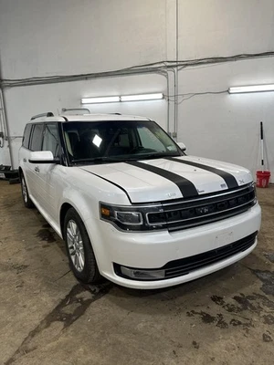 10 11 12 13 14 15 16 17 18 19 FORD FLEX Transfer Case - Image 1 of 4