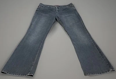 Jeans para mujer Elle Paris 14 azul lavado oscuro denim Foto 1 de 4