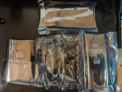 Connettori Bridge GIGABYTE GC-3SLI 2/3/4 vie NVIDIA SLI AMD Cross Fire Vedi Foto - Immagine 1 di 4