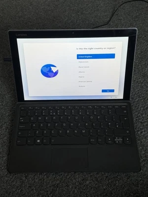 Lenovo Mix 520-121kb I5 8250 8gb Ram Battery Poor - Image 1 of 4