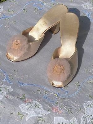 vintage 1940s Heels shoes Daniel Green pink satin slippers mules old hollywood 5 - Image 1 of 4
