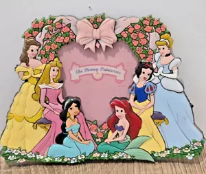 6 DISNEY PRINCESS HEART 3D MAGNETIC FRIDGE PICTURE PHOTO RUBBER FRAME - Imagen 1 de 2