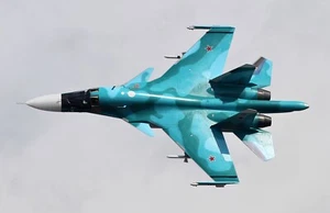 Trompetista 1/144 Russian SU-34 Strike Flanker Fullback Fighter Bomber Kit BOLSADO - Imagen 1 de 4