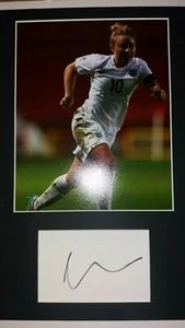 ISOBEL CHRISTIANSEN AUTOGRAPH SIGNED CARD (10" X 8" PHOTO) ( FOOTBALL) COA 55 - Picture 1 of 1
