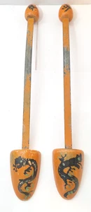 Vintage Metall & Holz Damen Schuhspanner Dehner orange Drachenmuster - Bild 1 von 1