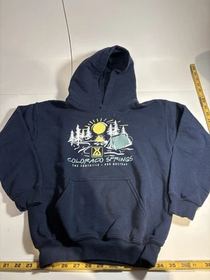 Colorado Springs KOA Niño Pequeño Juvenil Unisex Sudadera Gildan Talla Pequeña  Foto 1 de 4