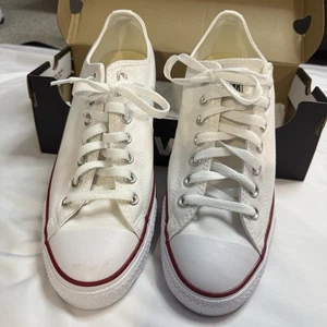 Size 10 - Converse Chuck Taylor All Star Low Optic White - Picture 1 of 18