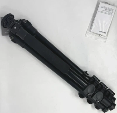 Benro TAD18A Series 1 4-Section Adventure Aluminum Tripod, missing one lock - Image 1 of 4