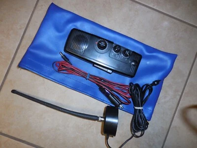 Portable CB Radio Emergency Mobile MAYDAY 1 MODEL CCB-4006A - Image 1 of 4