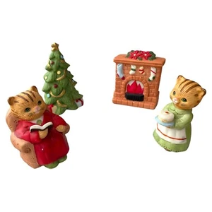 Homco 5103 Xmas Cat Family w/Tree & Fireplace 🎄 Bisque Figurines VTG Cute! - Picture 1 of 12