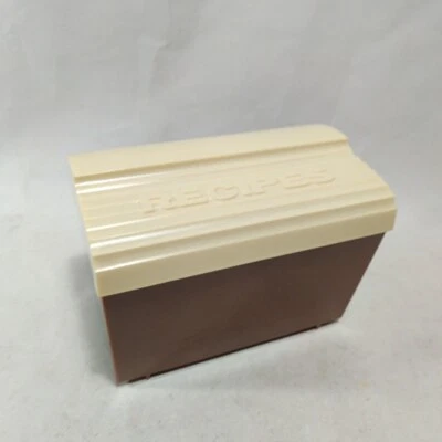 Caja de recetas de harina Robin Hood de colección tapa con bisagras de plástico marrón y blanco con tarjetas Foto 1 de 4