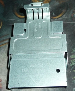 Caddy disque dur HP Elite 6005 8000 8200 avec vis 578006-001 672365-001 avec verrouillage - Photo 1/2