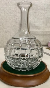 "Decantador de cristal de plomo transparente cortado a mano genuino, sin tapón de 9,5"" de alto" - Imagen 1 de 4