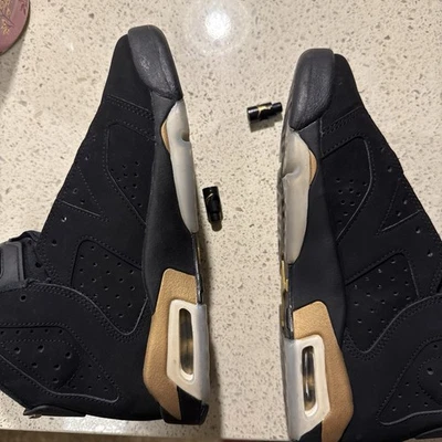 Nike Air Jordan 6 Retro Defining Moments DMP 2020 Negro Dorado Talla 5Y Sin Caja Foto 1 de 4