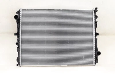 NEW OEM Mercedes-Benz Radiator Assembly A0995007100 S & E Class 2014-2021 - Imagem 1 de 4