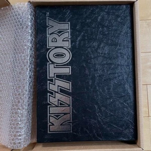 KISSTORY KISS Photobook 1995 Hardcover Member's signed - Picture 1 of 11