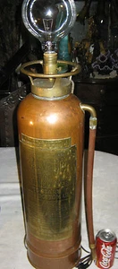 ANTIQUE LG BRASS PLAQUE COPPER SALVAGE FIRE EXTINGUISHER ART LAMP MAN TRUCK TOOL - Picture 1 of 6