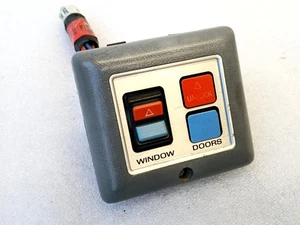 Interruptor de puerta eléctrica gris claro 87-91 paso derecho Ranger Bronco II Econoline Van - Imagen 1 de 7