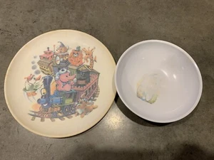 Vintage Boonton 1960s Melmac ToyLand Melamine Plate And Bowl - Picture 1 of 5