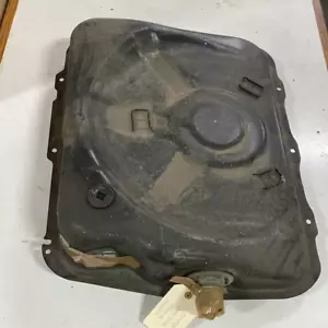 Tank Fuel TOYOTA STARLET KP-60-61 77001-96440 - Bild 1 von 1