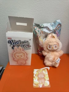 Auténtico Peluche POP MART - Labubu Monsters Big Into Energy - FELICIDAD VENDEDOR DE EE. UU. - Imagen 1 de 6