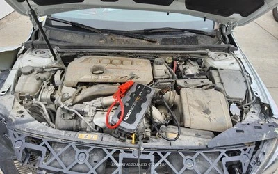 MERCEDES-BENZ CLA250 2021-2023 PINÇA ESQUERDA FRONTAL 1640504 - Imagem 1 de 4