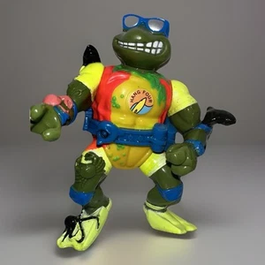 Rare Teenage Mutant Ninja Turtles Mondo SurferTube Leo & Blue Belt - Picture 1 of 7