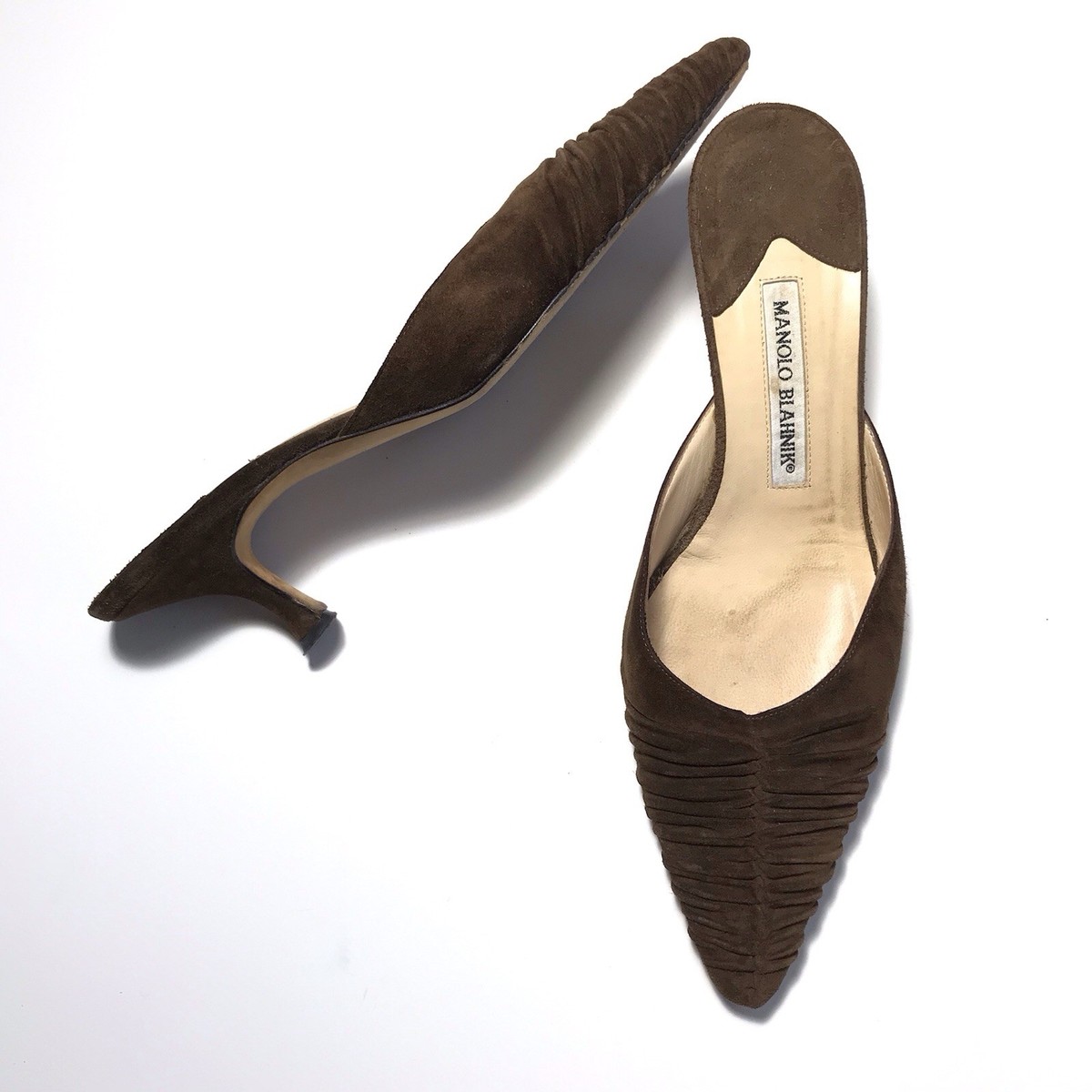 Manolo Blahnik Women's Suede Heels for sale | eBay Manolo Blahnik Women's Suede Heels for sale | eBay