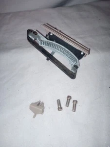 Bernina 930 Record 311 221 00 Replacement Parts  - Picture 1 of 4