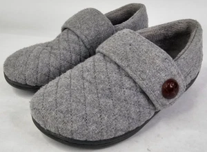 Vionic Jackie Light Gray Quilted Flannel Slipper Shoes Women's 6 Slip On - Picture 1 of 12