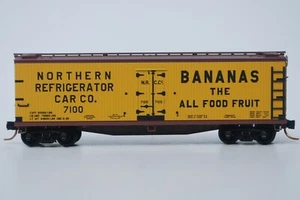 BANANAS - THE ALL FOOD FRUIT. N Scale. 40' Wood Reefer. Rd # 7100. MTL/NSE. New. - Picture 1 of 5