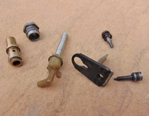 Classic SU Carburettor HIF6 Screw Bi Metal Jet Holder V8 Rover P6 Circa 1973 - Picture 1 of 2