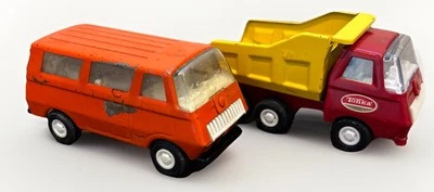 Lot 2 Vtg Tonka Dump Truck 55010 & Orange Mini Passenger Van Long Pressed Steel - Image 1 of 4