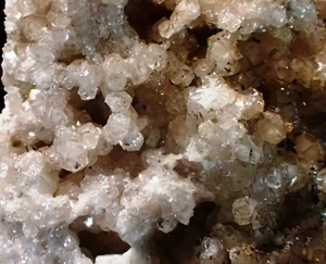 Rare Colorless Grossular Garnet Mineral Crystal Jeffrey Mine Asbest Quebec - Picture 1 of 3