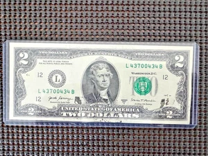 Two - 2017 A $2 Bills SN L43700434B & SN L43700460 Ink Smudge Error Notes UNC - Picture 1 of 9