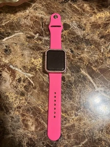 Apple Watch Series 3 - Picture 1 of 5