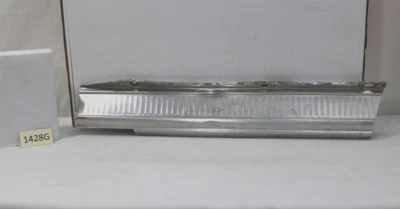 65 Plymouth Valiant 200 1965 placa de desgaste interior umbral de puerta pasajero trasero Foto 1 de 4