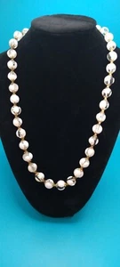 Vintage italienische mundgeblasene, mundverzierte seltene weiße Hochzeitstorte Halskette - Bild 1 von 7