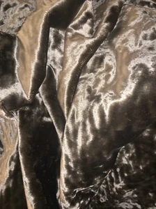 Crushed Velvet Curtain Fabric Remnant 2.96m - Picture 1 of 3
