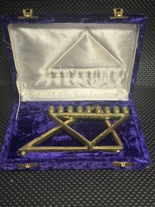 Vintage Brass Menorah Judaica Made In India, Signed By The Artist Hanukkah - Picture 1 of 11