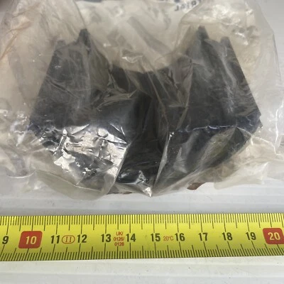 41270883 IVECO Stabilizer Bushing Chassis Spring Sleeve NOS Daily - image 1 of 4