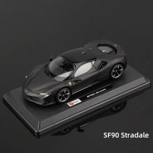 Coche modelo Stradale 1:24 Ferrari SF90 negro con características - Imagen 1 de 8