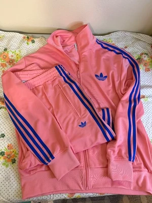 Adidas Firebird Traje de Pista Suelto (Pantalones y Chaqueta) Para Mujer Grande - Rosa con Azul Foto 1 de 4