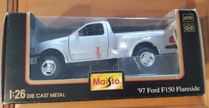 Oldtimer Maisto 1/26 97 Ford F150 Flareside silber 31921 - Bild 1 von 11