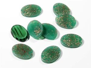 (8) Czech antique aventurine gold opalescent chrysoprase glass cabochons 18mm - Picture 1 of 2
