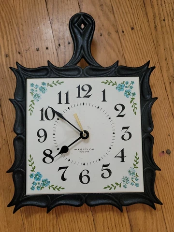 Vintage Cast Iron WestClox No Cord Trivet Kitchen Hanging Clock Cover