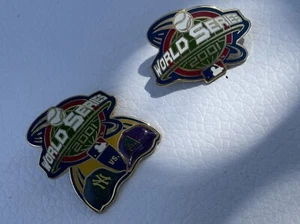 (2) 2001 World Series Pin Arizona Diamondbacks New York Yankees - Picture 1 of 9