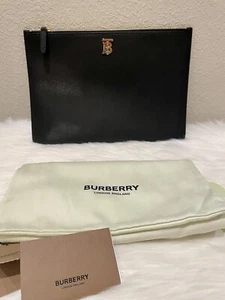 NEW Burberry Monogram Motif Grainy Leather Pouch - Picture 1 of 8