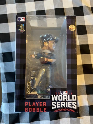 KRIS BRYANT Chicago Cubs WORLD SERIES “The Final Out” Bobblehead NIB! Cover